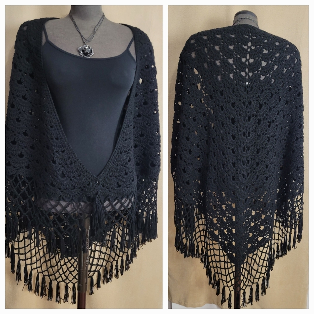 Crochet Sweater Shawl / OS